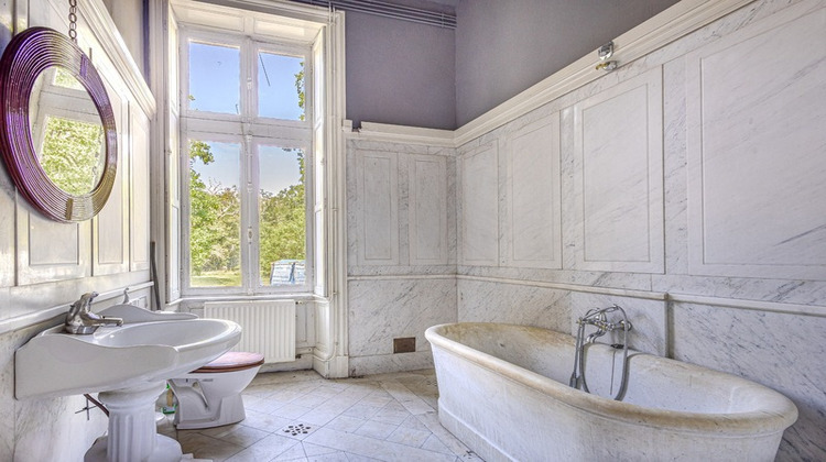 Ma-Cabane - Vente Maison LA GUERCHE SUR L AUBOIS, 1174 m²
