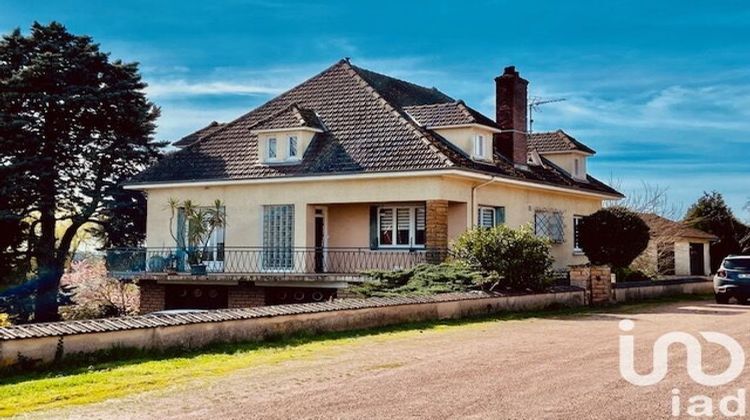 Ma-Cabane - Vente Maison La Guiche, 220 m²