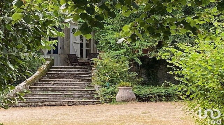 Ma-Cabane - Vente Maison La Guiche, 365 m²