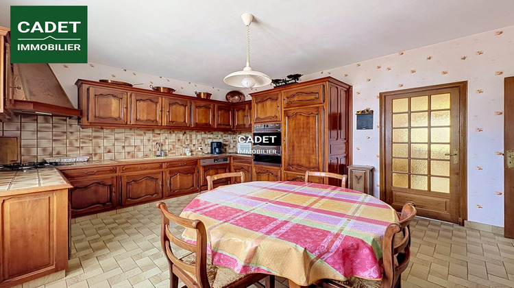 Ma-Cabane - Vente Maison La Haye-Pesnel, 211 m²