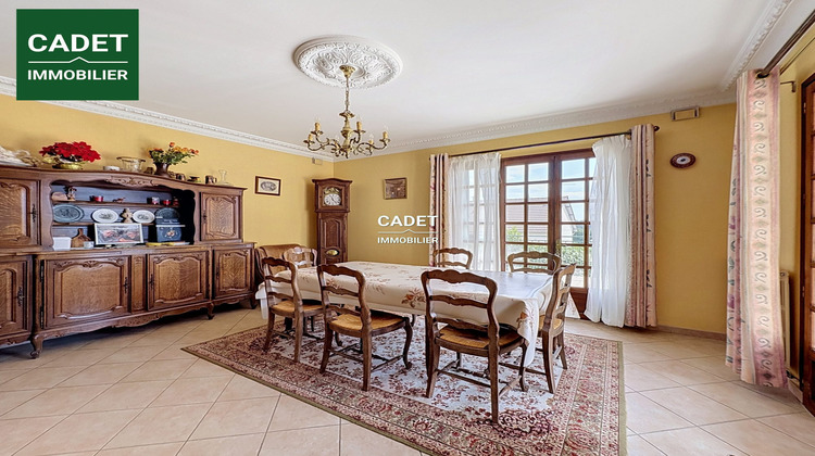 Ma-Cabane - Vente Maison La Haye-Pesnel, 211 m²