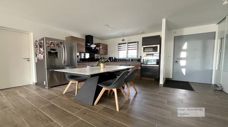 Ma-Cabane - Vente Maison LA JARRIE, 96 m²