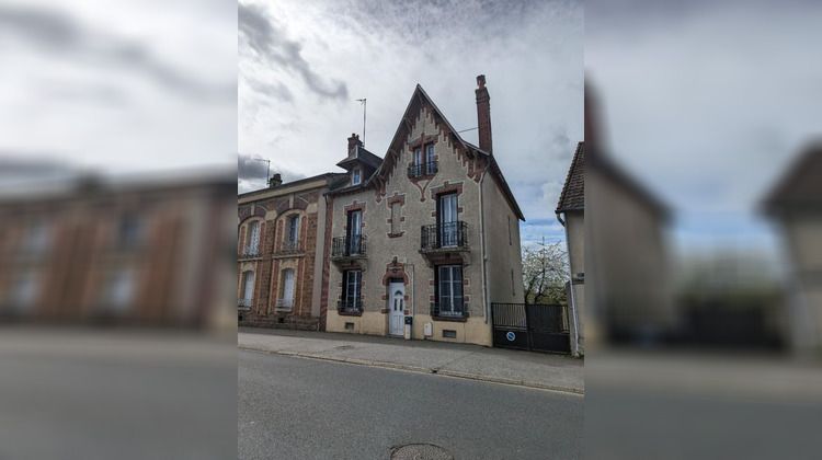 Ma-Cabane - Vente Maison LA LOUPE, 200 m²