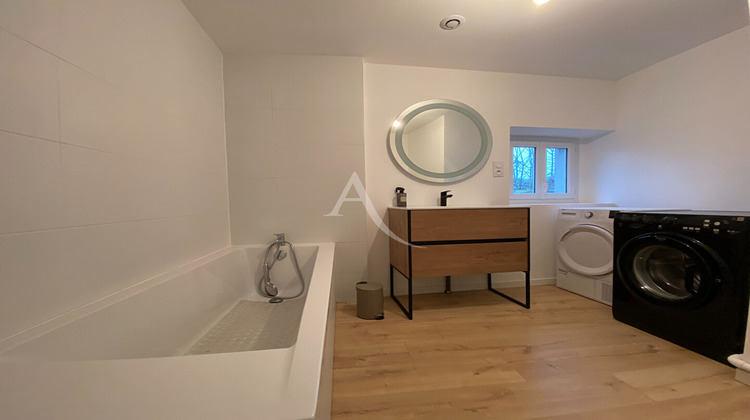 Ma-Cabane - Vente Maison LA MEMBROLLE-SUR-LONGUENEE, 122 m²