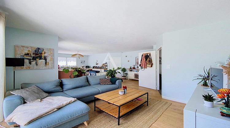 Ma-Cabane - Vente Maison LA MEMBROLLE-SUR-LONGUENEE, 75 m²