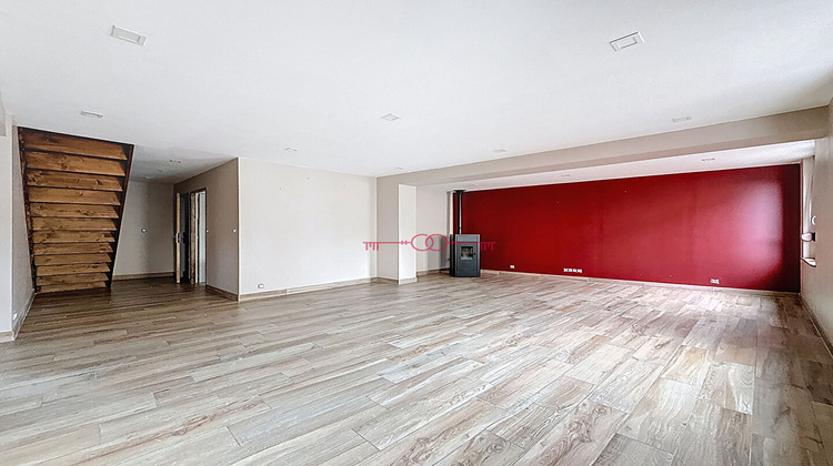 Ma-Cabane - Vente Maison LA NEUVILLE-AU-PONT, 0 m²