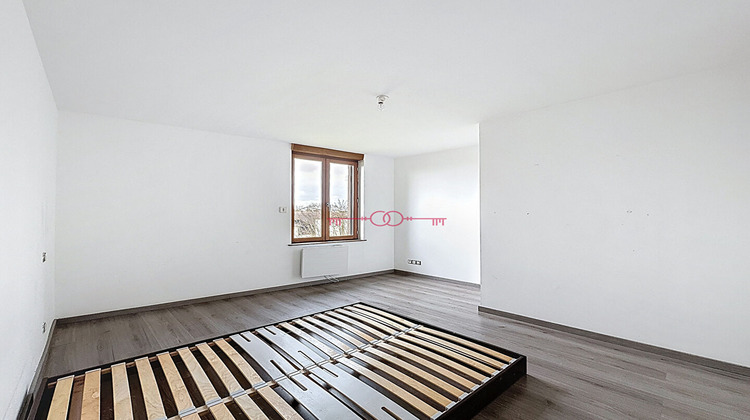 Ma-Cabane - Vente Maison LA NEUVILLE-AU-PONT, 0 m²