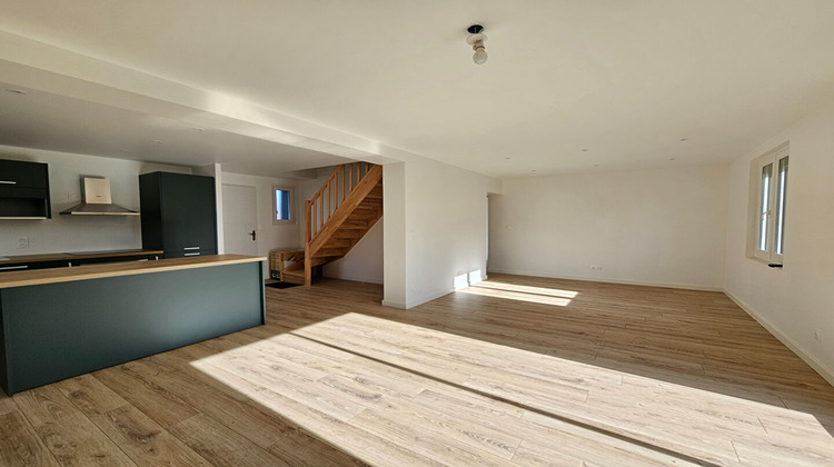 Ma-Cabane - Vente Maison LA NEUVILLE-CHANT-D'OISEL, 105 m²