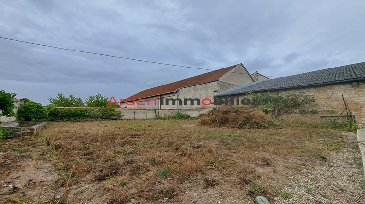 Ma-Cabane - Vente Maison LA NEUVILLE-EN-TOURNE-A-FUY, 101 m²