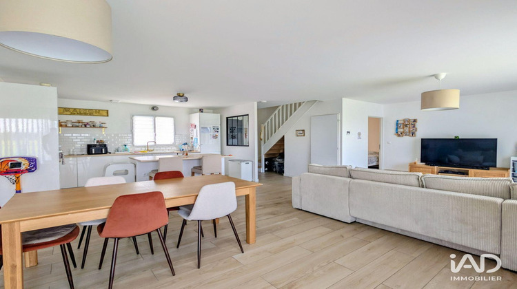Ma-Cabane - Vente Maison La Neuville-Garnier, 122 m²