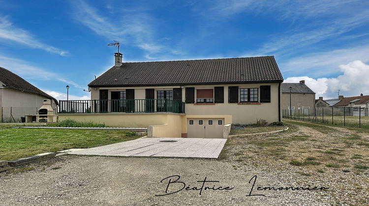 Ma-Cabane - Vente Maison LA NEUVILLE-SUR-ESSONNE, 88 m²