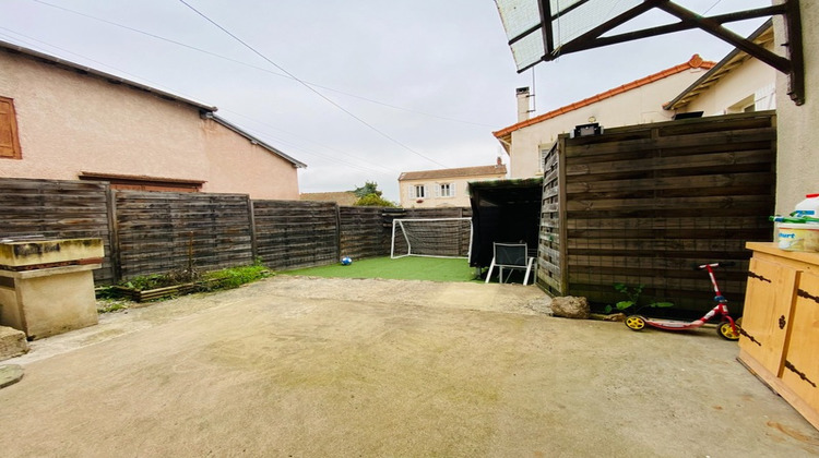 Ma-Cabane - Vente Maison LA PACAUDIERE, 236 m²