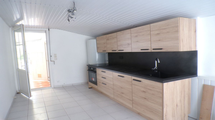 Ma-Cabane - Vente Maison LA PLAINE-SUR-MER, 74 m²