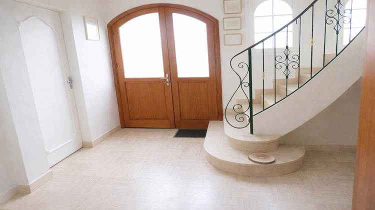 Ma-Cabane - Vente Maison LA PLAINE-SUR-MER, 211 m²