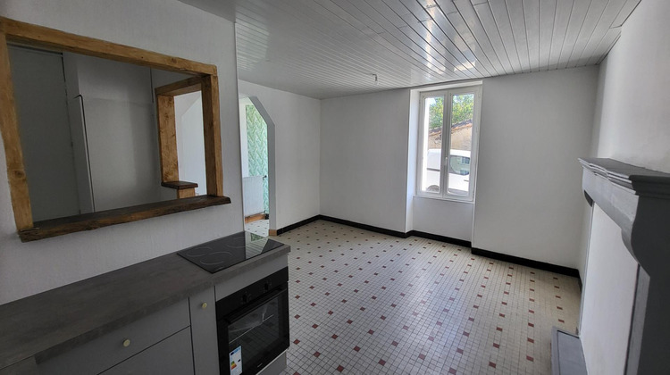 Ma-Cabane - Vente Maison La Puye, 115 m²