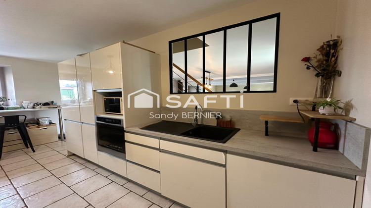 Ma-Cabane - Vente Maison La Puye, 157 m²