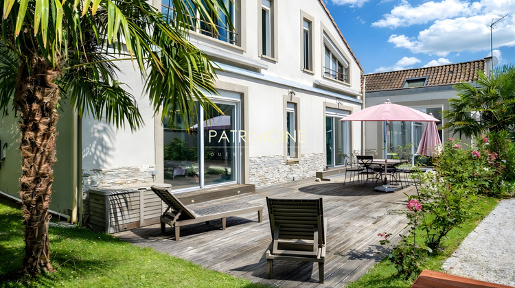 Ma-Cabane - Vente Maison LA QUEUE-EN-BRIE, 304 m²