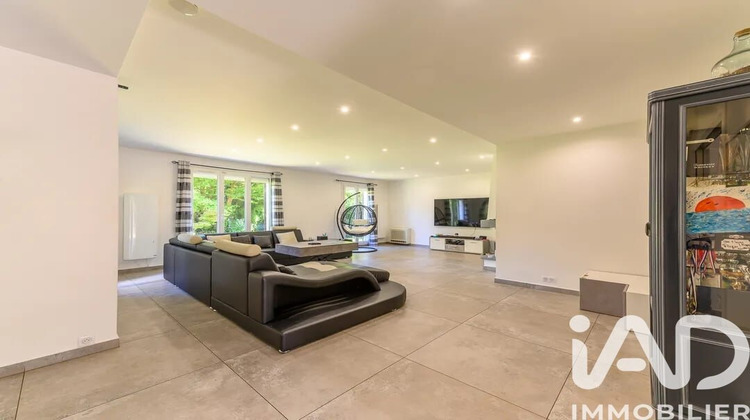 Ma-Cabane - Vente Maison La Queue-en-Brie, 232 m²