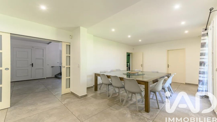 Ma-Cabane - Vente Maison La Queue-en-Brie, 244 m²