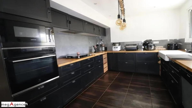 Ma-Cabane - Vente Maison LA RICAMARIE, 164 m²