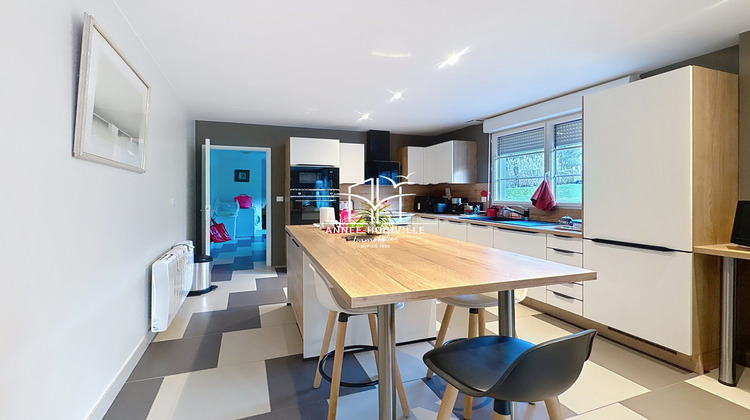 Ma-Cabane - Vente Maison La Rivière-Saint-Sauveur, 218 m²