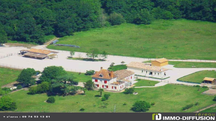 Ma-Cabane - Vente Maison LA ROCHE CHALAIS, 385 m²