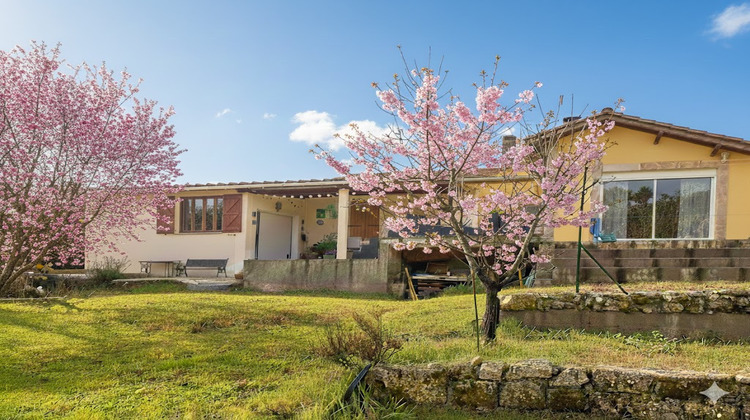 Ma-Cabane - Vente Maison LA ROCHE CHALAIS, 108 m²