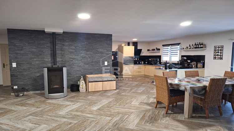 Ma-Cabane - Vente Maison LA ROCHE-CHALAIS, 96 m²