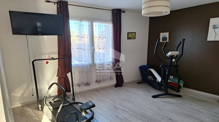 Ma-Cabane - Vente Maison LA ROCHE-CHALAIS, 96 m²