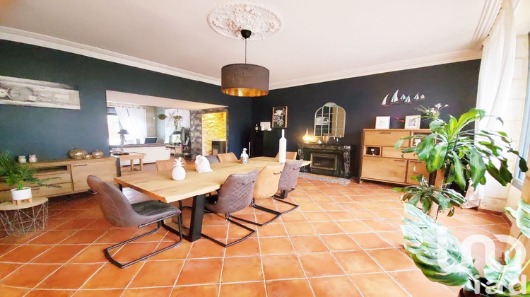 Ma-Cabane - Vente Maison La Roche-Chalais, 344 m²