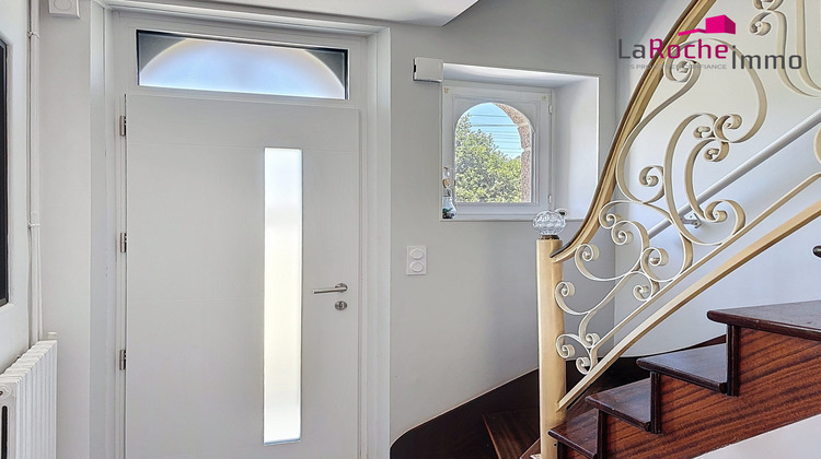 Ma-Cabane - Vente Maison La Roche-Maurice, 97 m²