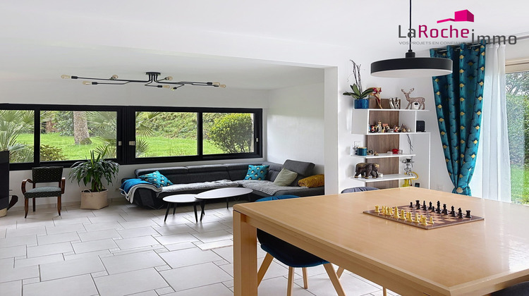 Ma-Cabane - Vente Maison La Roche-Maurice, 131 m²