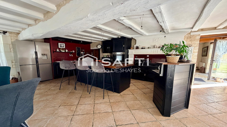 Ma-Cabane - Vente Maison La Roche-Rigault, 125 m²