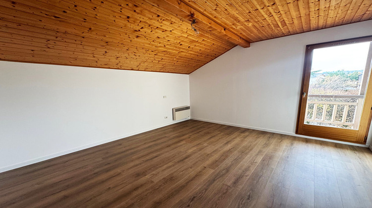 Ma-Cabane - Vente Maison LA ROCHE-SUR-FORON, 132 m²