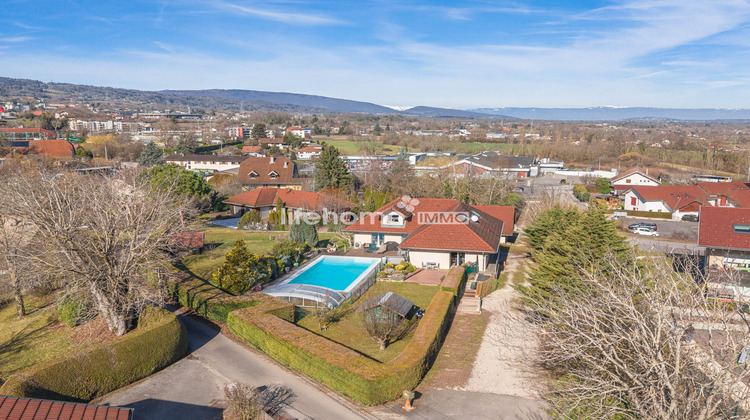 Ma-Cabane - Vente Maison La Roche-sur-Foron, 215 m²