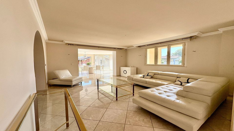 Ma-Cabane - Vente Maison LA ROCHE SUR FORON, 249 m²