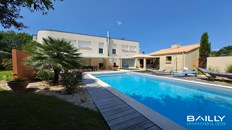 Ma-Cabane - Vente Maison LA ROCHE-SUR-YON, 191 m²