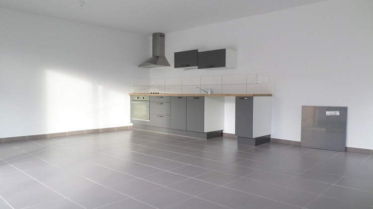 Ma-Cabane - Vente Maison La Roche-sur-Yon, 79 m²