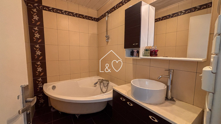 Ma-Cabane - Vente Maison LA ROCHE-SUR-YON, 113 m²