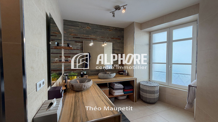 Ma-Cabane - Vente Maison LA ROCHE-SUR-YON, 124 m²