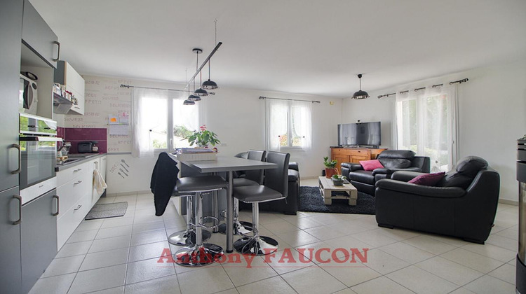 Ma-Cabane - Vente Maison LA ROCHE SUR YON, 124 m²