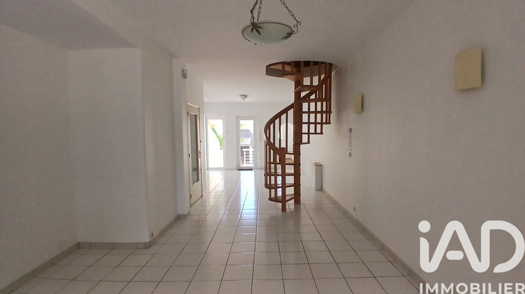 Ma-Cabane - Vente Maison La Roche-sur-Yon, 90 m²