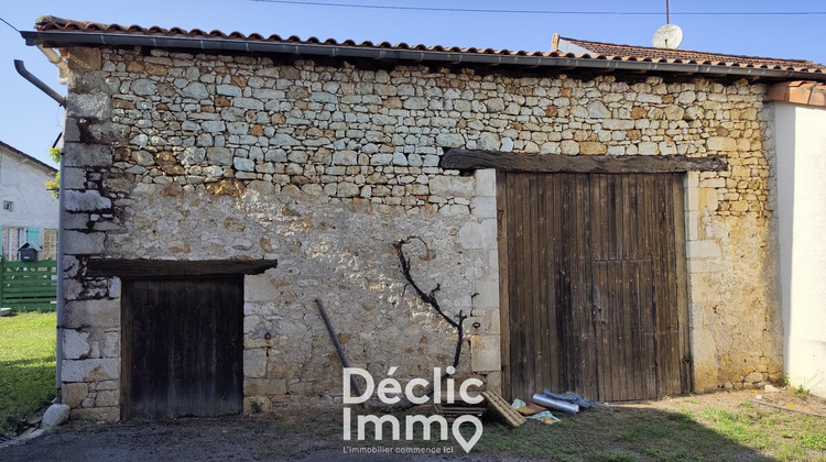 Ma-Cabane - Vente Maison LA ROCHEFOUCAULD, 60 m²