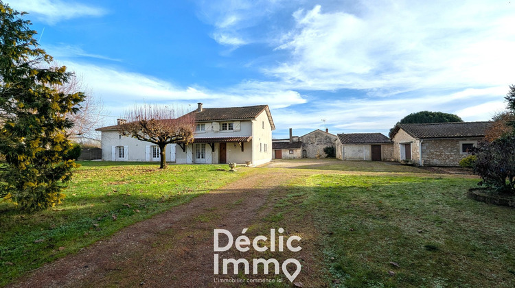 Ma-Cabane - Vente Maison LA ROCHEFOUCAULD, 292 m²