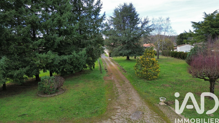 Ma-Cabane - Vente Maison La Rochefoucauld, 287 m²