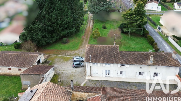 Ma-Cabane - Vente Maison La Rochefoucauld, 287 m²