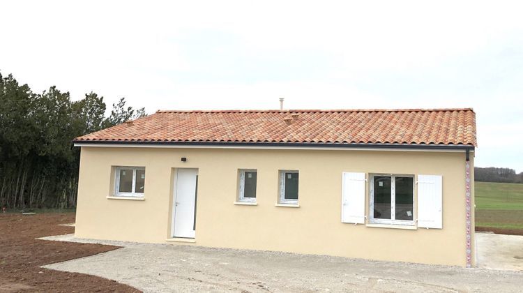 Ma-Cabane - Vente Maison La Rochefoucauld-en-Angoumois, 78 m²