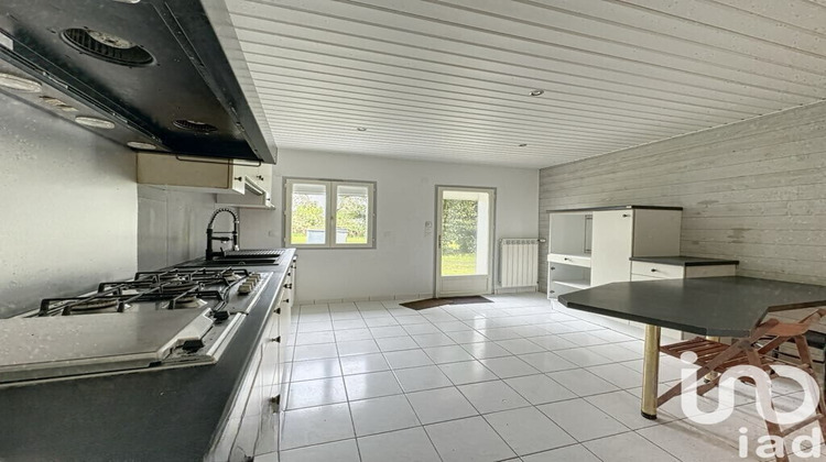 Ma-Cabane - Vente Maison La Ronde, 250 m²