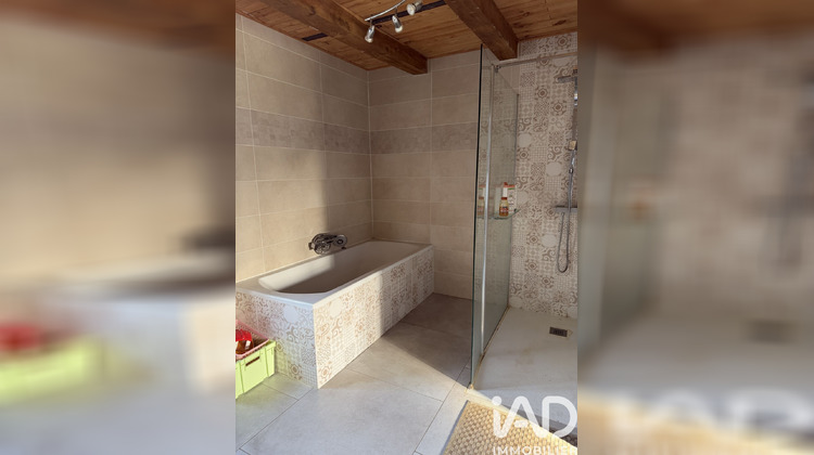 Ma-Cabane - Vente Maison La Ronde, 193 m²