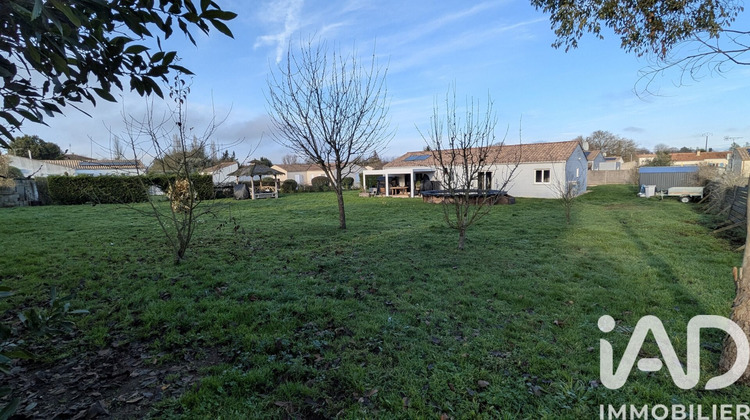 Ma-Cabane - Vente Maison La Ronde, 165 m²
